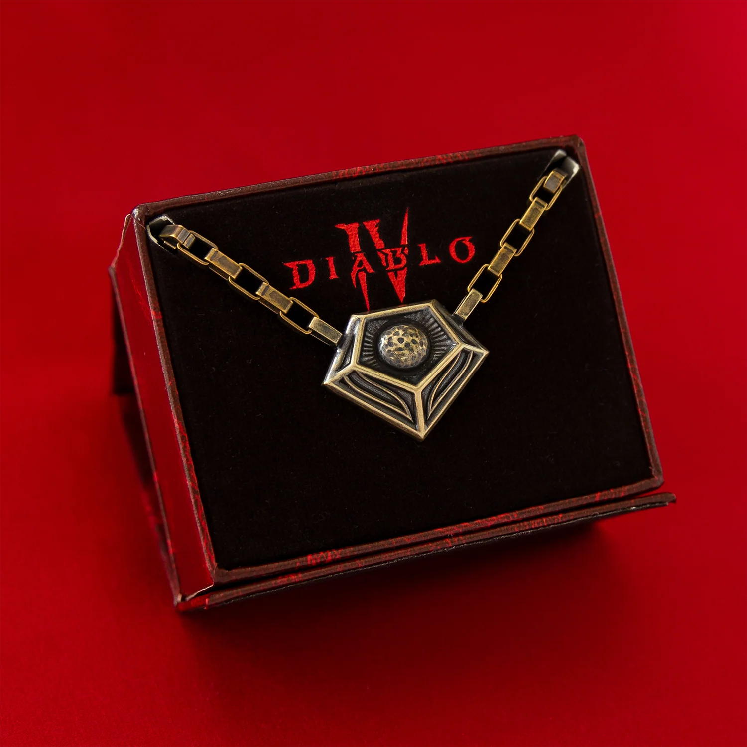 Diablo IV X RockLove Inarius Necklace - Image 4